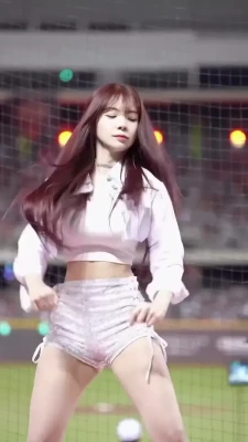 le_dahye - Wish it was your cock 🥺