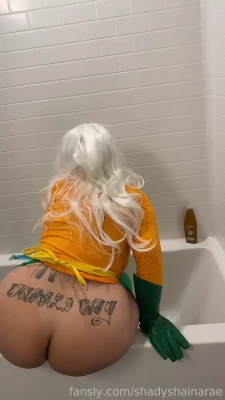 shadyshainarae - i’m gonna ride your face like this, ok? 🤭