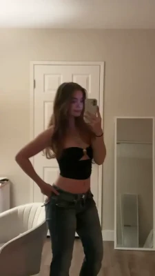 ella - Who wants dick?