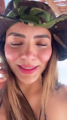 samadhiza - Fotos  ¿puedes ser mi osito de gominola y comerte entero? 🍬💦