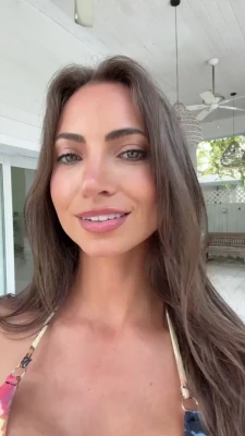 officialannalouise - How's it going 😌