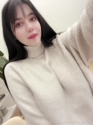 alina_becker - Just a little bit of wet pussy that keeps on happening. Seriously its
