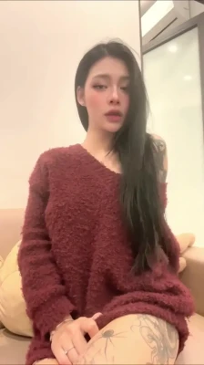 velvetxrose - Do you want yo take my dress off? Swipe right🤤🤤
