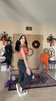 parisdylan550 - Hmmmmm...