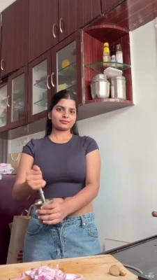 yourstrulyanushkaa - Christmas countdown is almost here!!! Beginning this