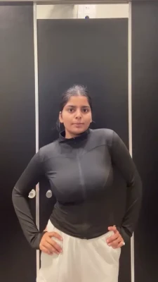 yourstrulyanushkaa - Are you looking at my boobs or my eyes first? 😉