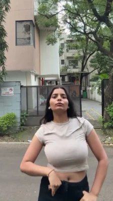 yourstrulyanushkaa - Would you like to see more dominatrix/femdon content on my main page?