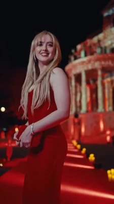 kathrynnewton - Have you seen my first fan dick sucking video? @golddimes_inc