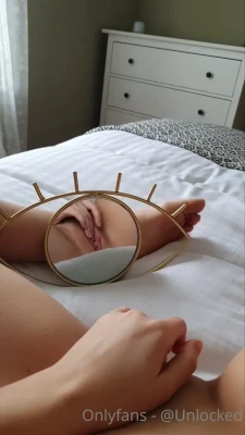 sophiassselfies - It's fine to go out to the store like this, right?🧐🤔