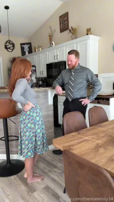 megturney - Behind the scenes, lol I love to twerk while watching Tik Tok