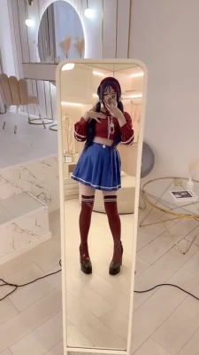 megturney - bad vibes don't go with this outfit
