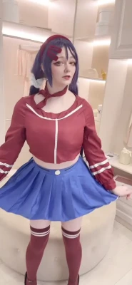megturney - Hey, lovelies! Sorry for the lack of a post the last few days! I