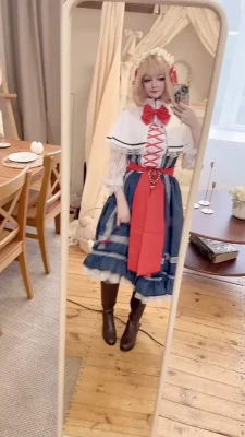 megturney - POV: torni da lavoro e ti dico di sederti sul divano.. mi spoglio ed