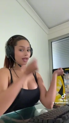 laurgmzz - Stretch Daddy s pussy