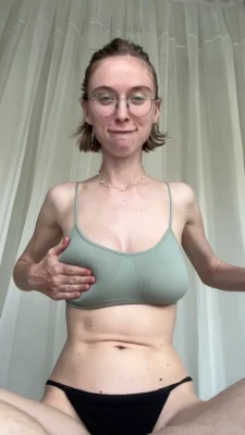 yourina - Check this one out - FUCK A F@N DURING VACATION 😈
