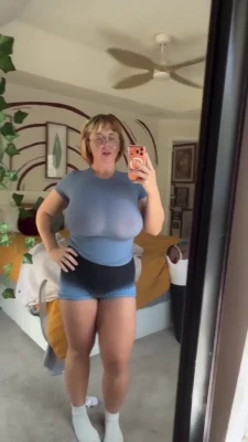 gwy_ther - Booty in the kitchen.