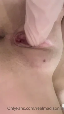 madisonlivv - Got some special requests? Give it all to me! 😈😉🤤