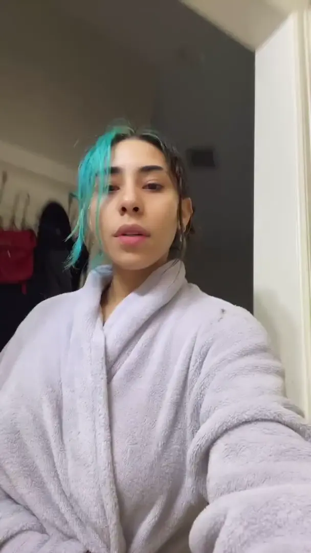 itssarapr - A fun snippet from a custom video using a BBC dildo🍆 You can see