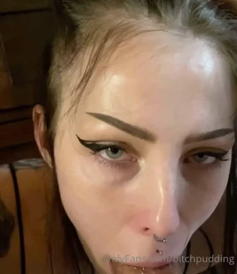 mirandahmarie - How’s your Wednesday so far? Mine is pretty wet 🦋
