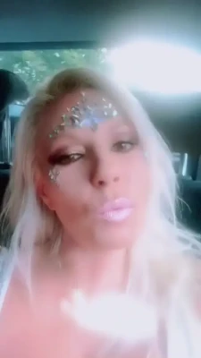 michellethorne - I worked up a sweat tonight on cam for Workout Wednesday!