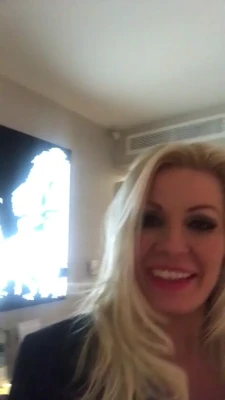 michellethorne - Get up close and personal with my wrinkles... I think this is