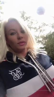 michellethorne - You working up a sweat today? 🥵
