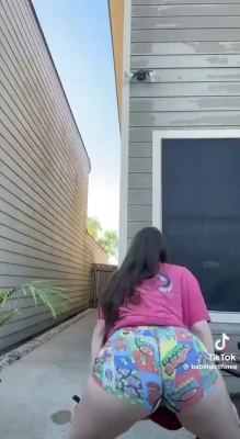 babyygirllfinee - Can't beat the view from this airbnb 🥰  I miss being naked