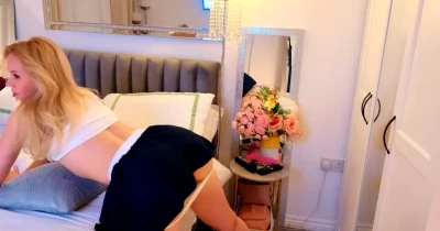 myabeline - Do you think you'll be able to make me cum by just licking my pussy?