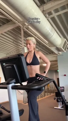 izzytaffs - how do you like my touch of nothing 🥰🥰🥰