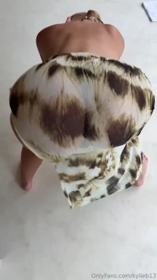 kylieb13 - What else should I put in my mouth??