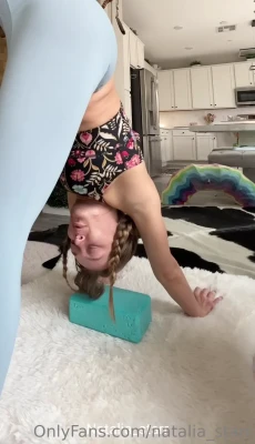 natalia_starr - It's too wet in this shower, will you join me?