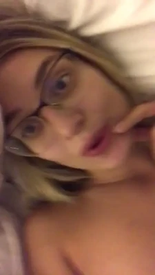 natalia_starr - Sucrose masturbates while thinking about Albedo fucking her. It seems