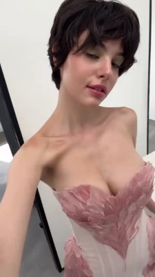 sonyazoloeva - Don’t forget to check out the video that’s in your inboxes rn