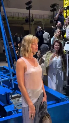 margotrobbie - Cum and see me!