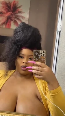 bigbodymunchhh - Spreading wide just for you 😉💦💦💦