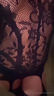brittney_palmer - want to play a little game? 😉 dm me!