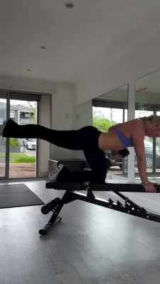 chelsea_pearce - Wanna see this pretty pussy? If so then quit being shy and DM me a