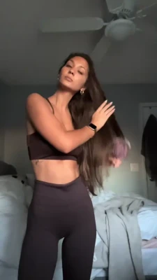 stephaniezustovich - Stretching my pussy out with my first bad dragon & slayin that