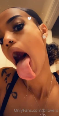 eleniiye - im a lil shy about these 🙈 the anal beads look so cute inside of