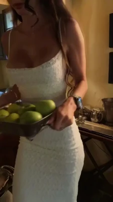 aminova.inna.555 - wanna see more? (and by that i mean less😉)