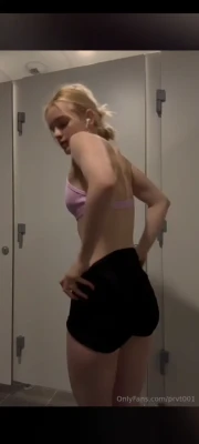 suralyya_ - 🥳🏠Cammiversary House private shows available for booking March
