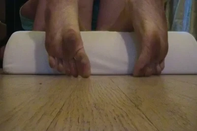amazonfeet12 - The Airbnb guy said I couldn't be naked because neighbors would see. part 1