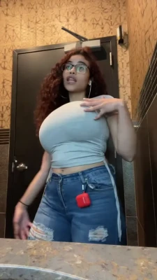 josephine_rivera_ - My private shower :) // Un petit solo sous la douche rien que pour