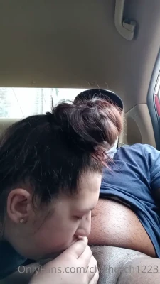 chizhutch1223 - Jiggle booty ~
