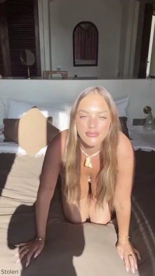 urcrushalanna - Don’t miss this one baby! Stockings and tongue kissing, ass eating
