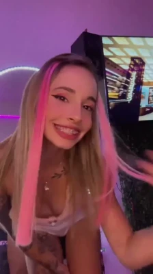 prettydirtybunny - When your family finds your porn, you just kinda... ¯\(ツ)/¯