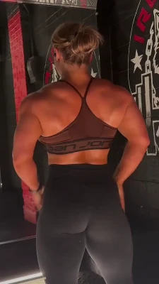 jordynnegrace - Fat ass under your tree 🎄
