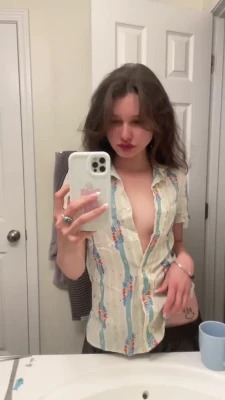 piggypout - Trying to see how WET I can really get at this P00L   This juicy