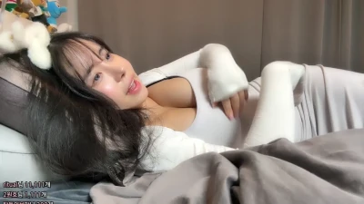 kkkku96 - Just sent out a super HOT BTS video from set the other day! Watch me