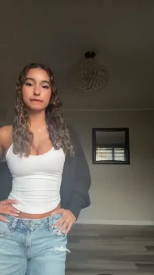 ashlee_almonte - No bra, no panties. I feel free. 😉